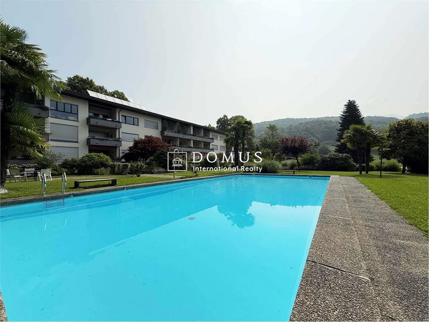3.5 rooms renovated with pool - Photo 2 of 13