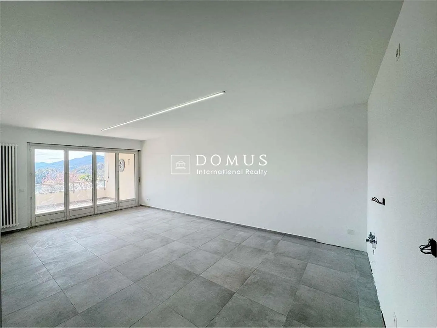 3.5 rooms renovated with pool - Photo 6 of 13