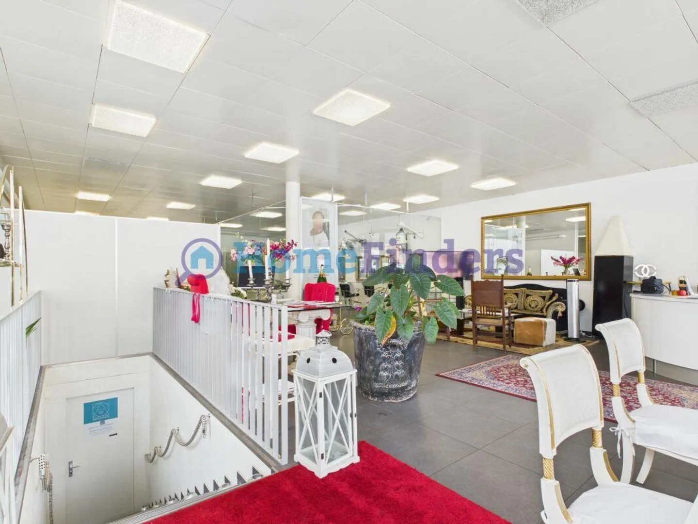 Spazio commerciale in una posizione ben frequentata - Foto 4 di 6