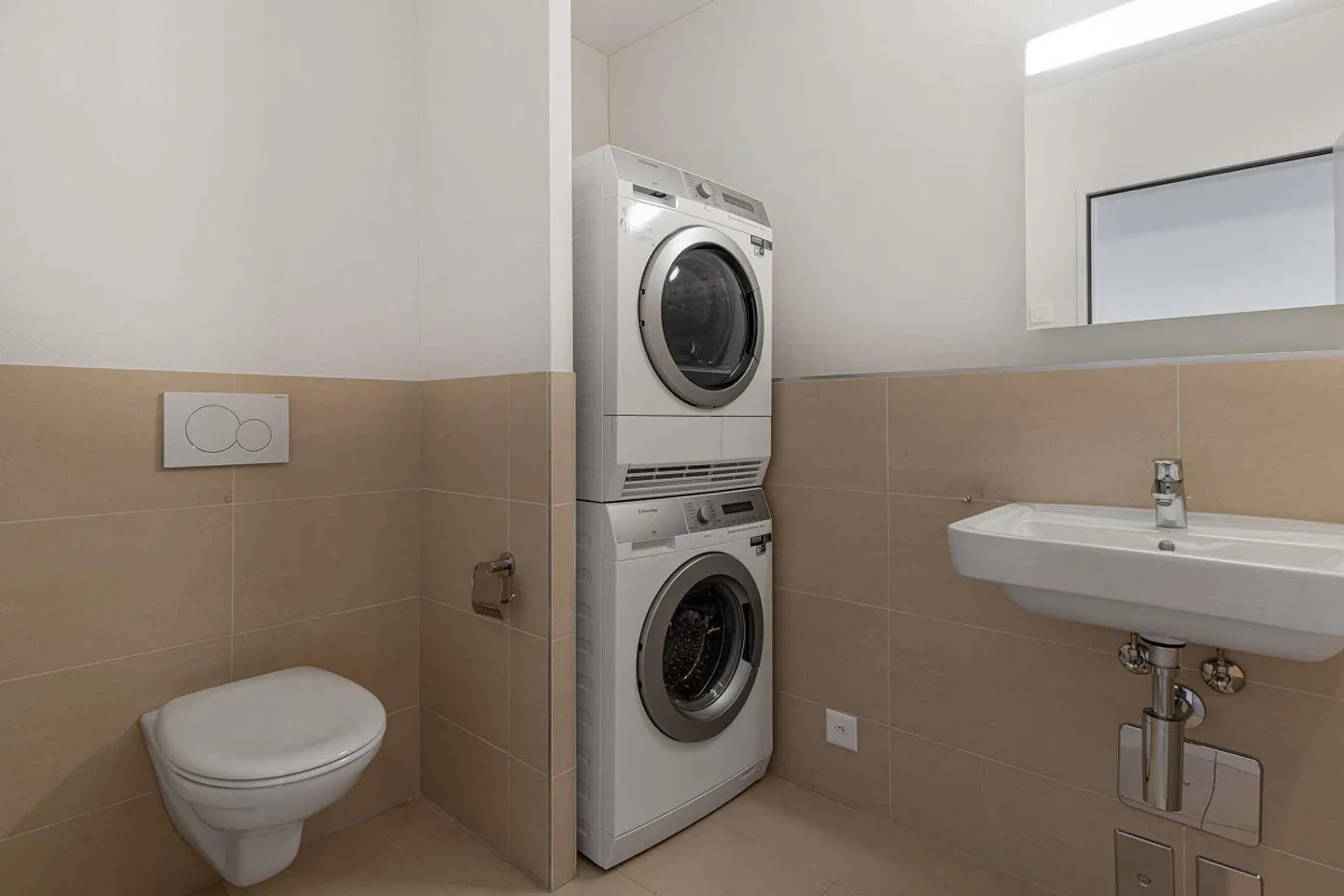 Appartamento con vista diretta sul lago - Foto 8 di 10