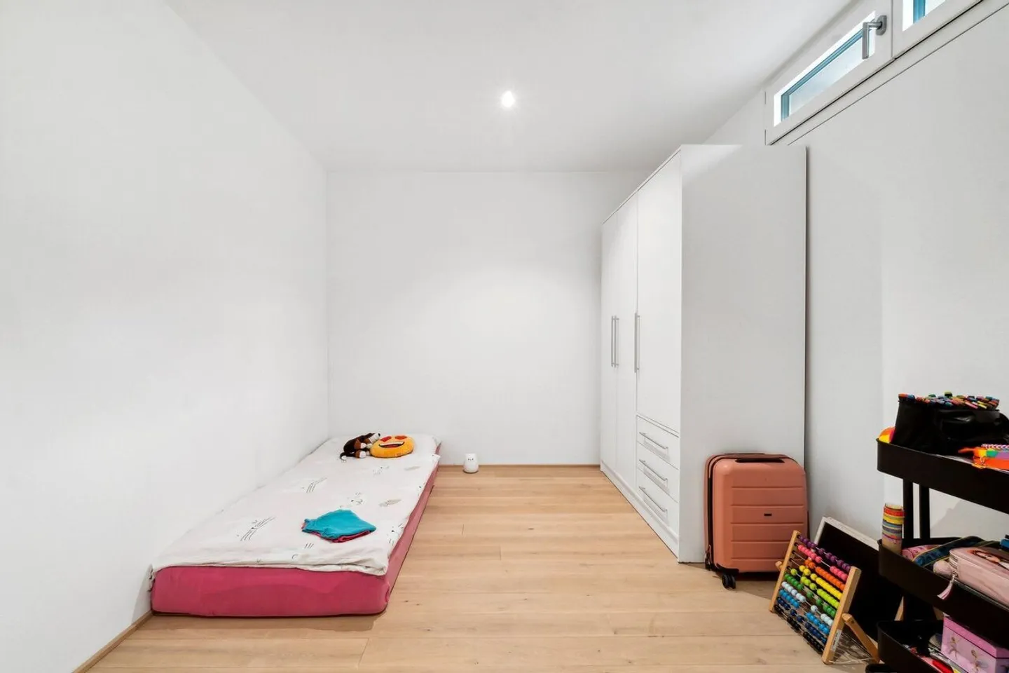 «Neuwertige 4,5-Zimmer-Maisonette mit eigenem Garten» - Foto 12 von 13