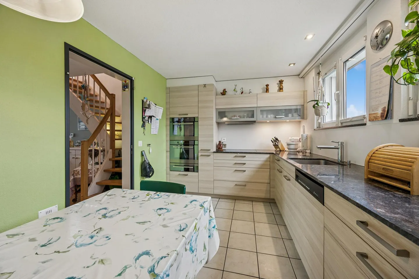 Duplex 5.5-room penthouse with beautiful panoramic view - Photo 11 of 19