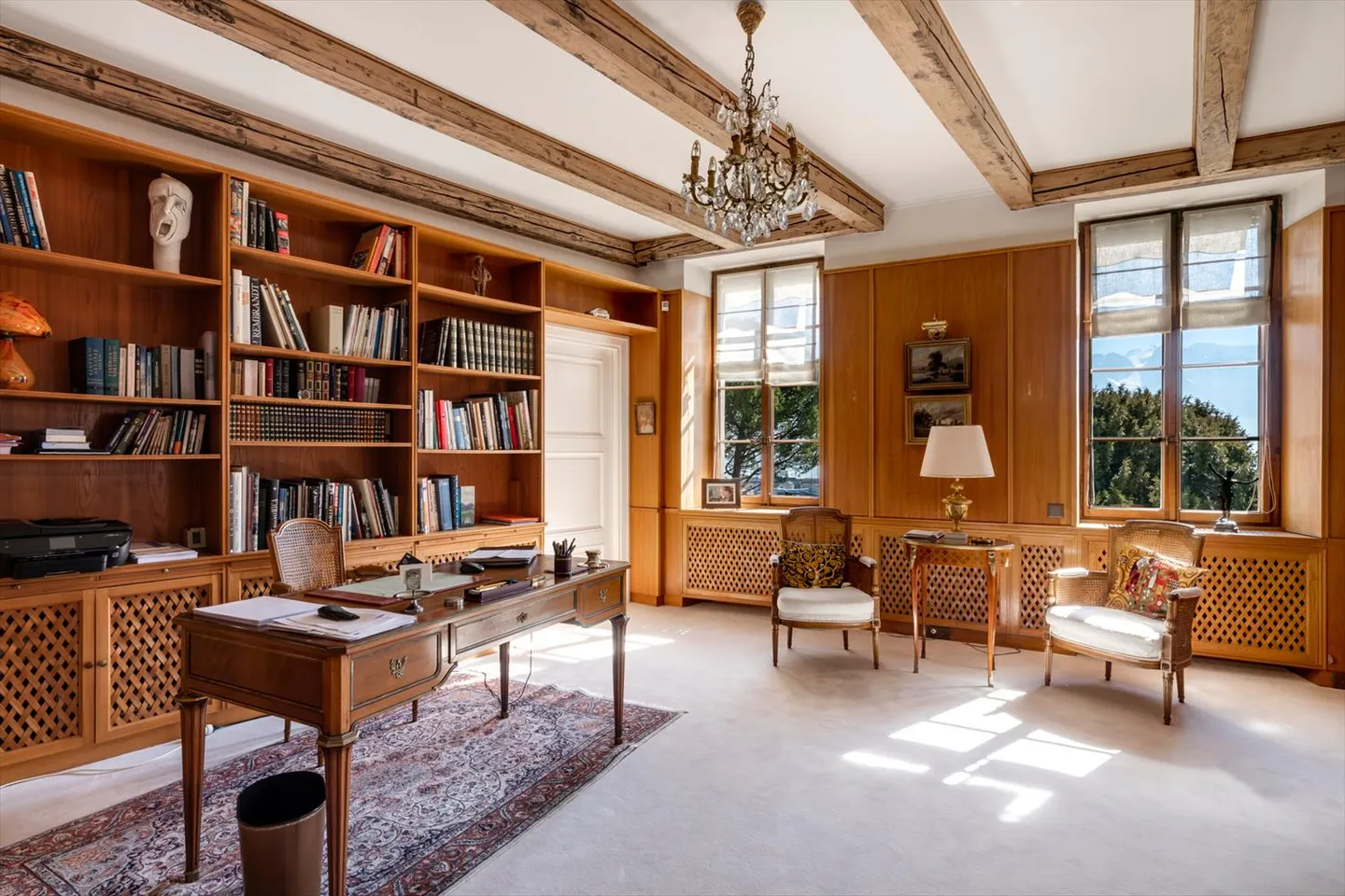 Elegant historic property with stunning lake views - Photo 2 of 13