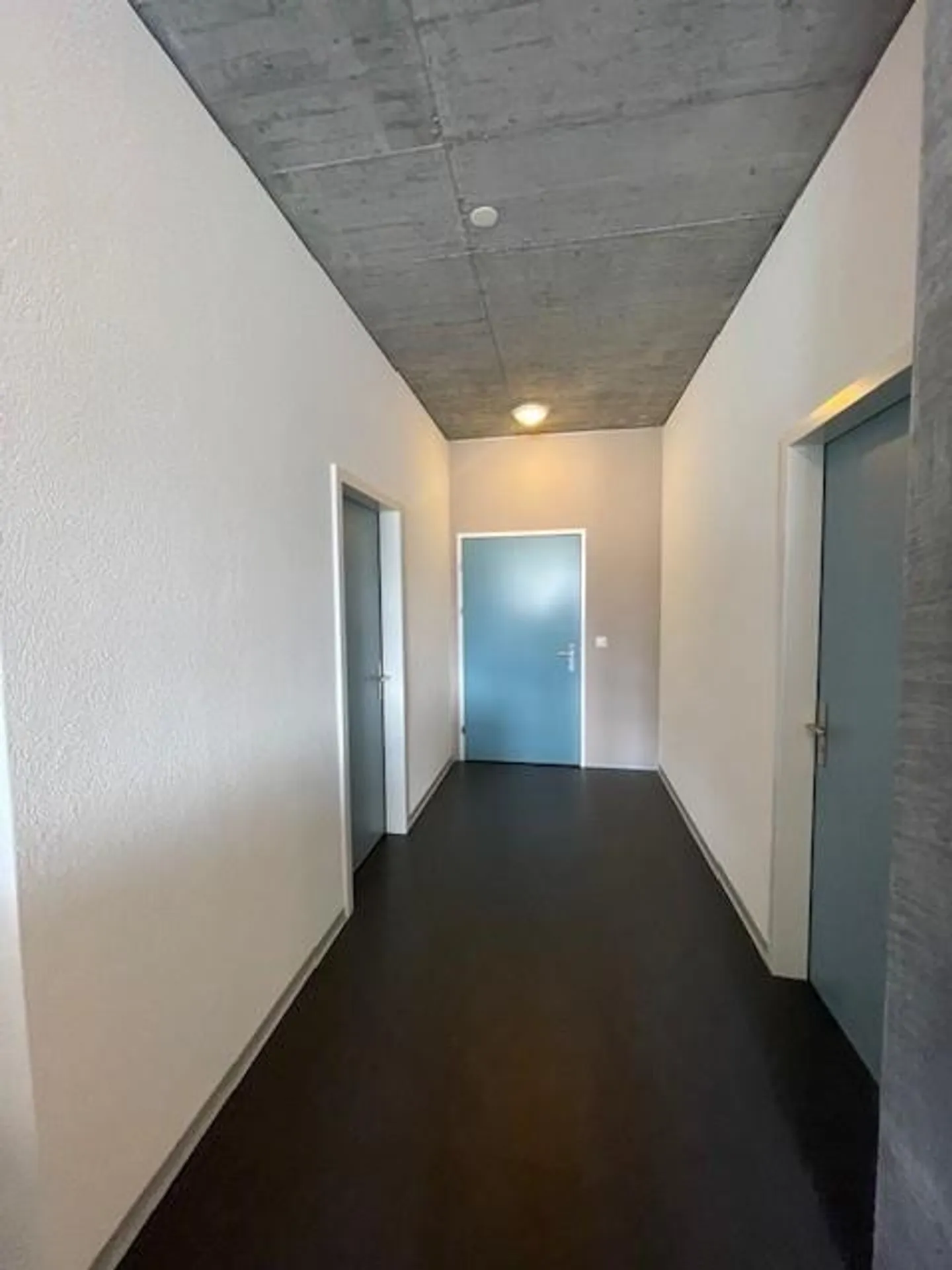 Spazio ufficio di 161m2 / spazio di stoccaggio di 229m2 - Foto 7 di 14