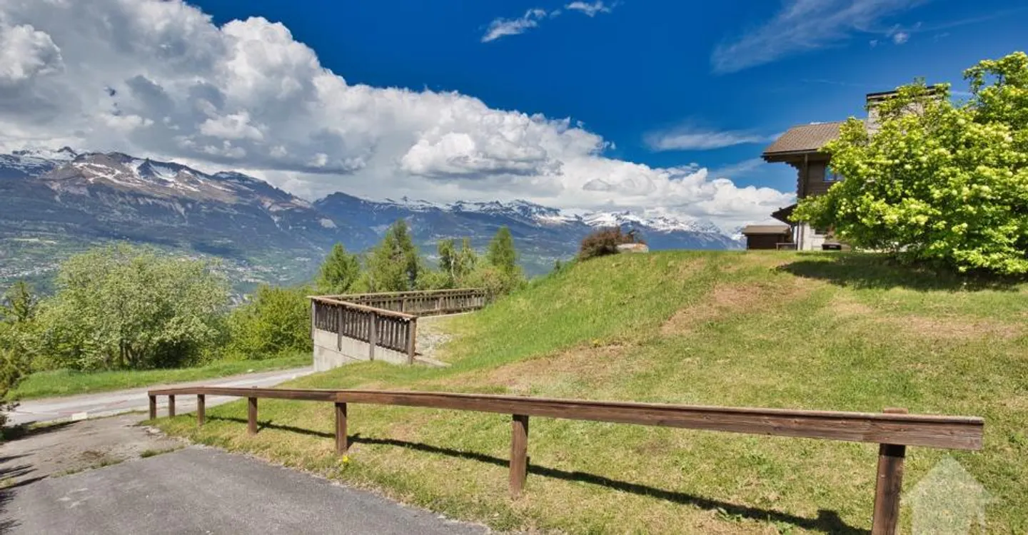 Chalet Charmant avec Vue Panoramique - Photo 9 sur 12