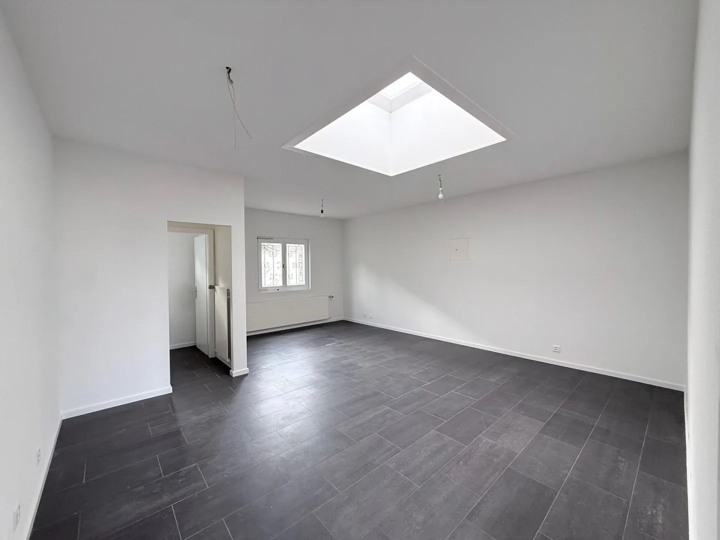 Commercial space for rent in Fully - Photo 4 of 6