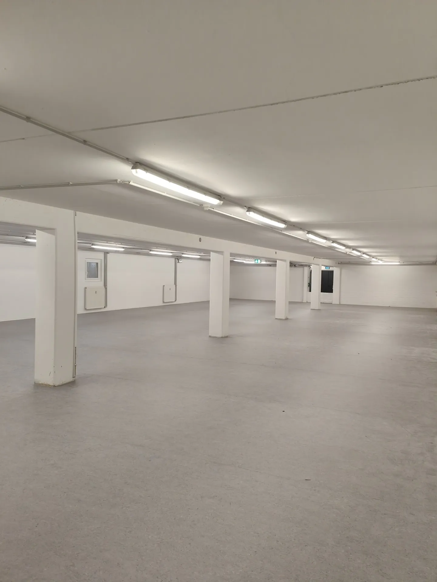 Espace de stockage de 384m2 Cologne - Colonia-Allee 13 - Photo 5 sur 13