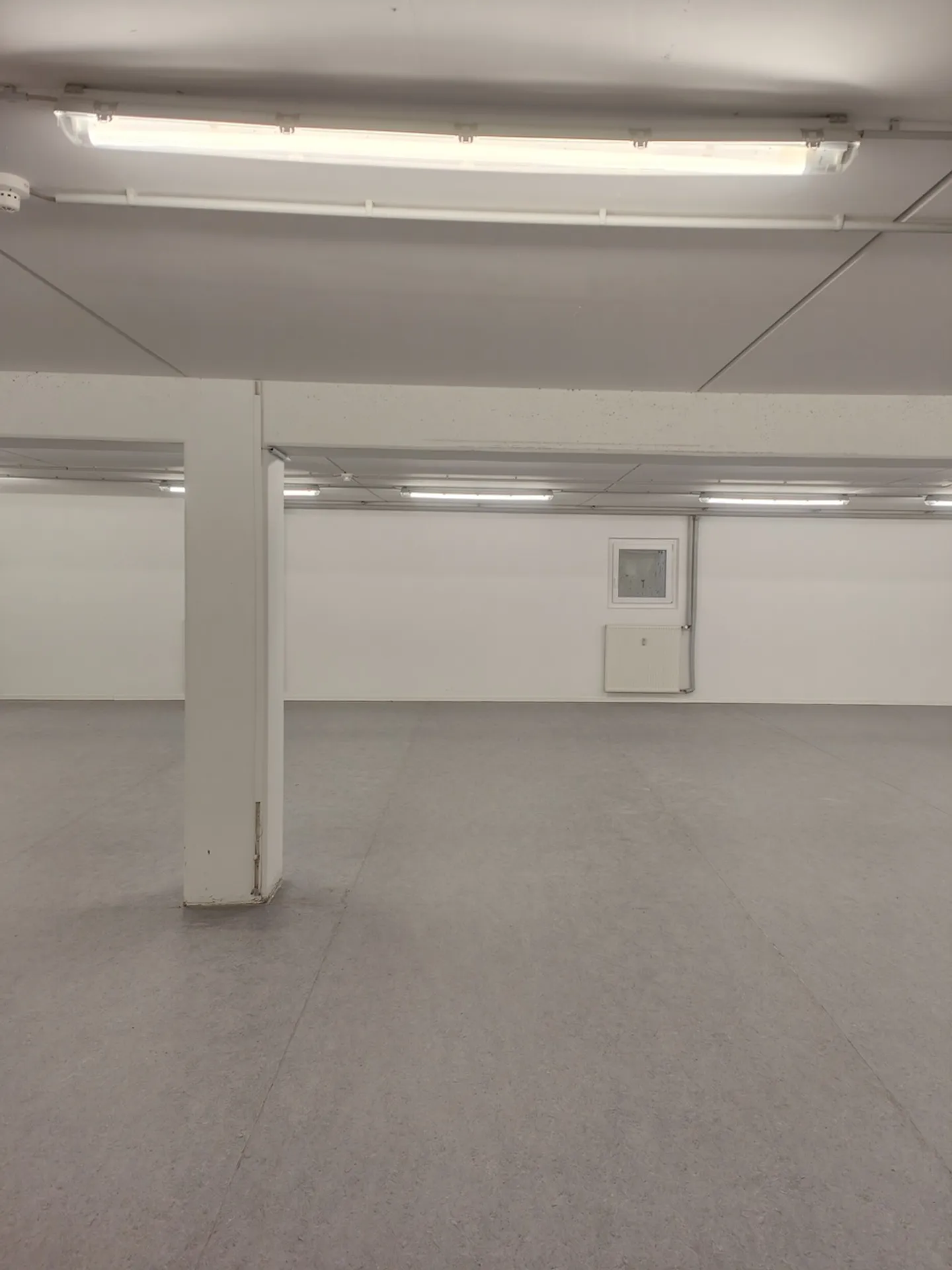 Espace de stockage de 384m2 Cologne - Colonia-Allee 13 - Photo 6 sur 13