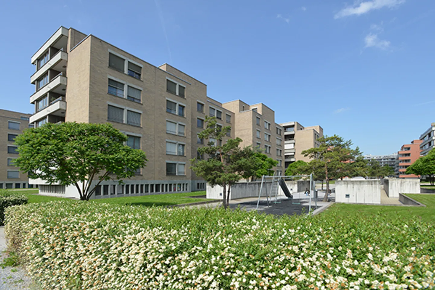 Helle Wohnung zwischen Stadt und See - Foto 1 von 7