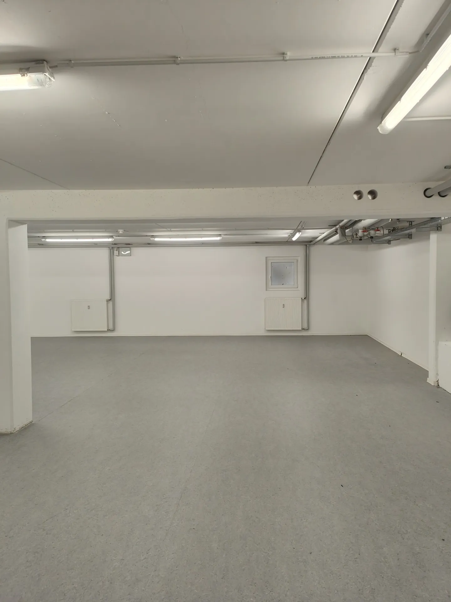Espace de stockage de 384m2 Cologne - Colonia-Allee 13 - Photo 8 sur 13