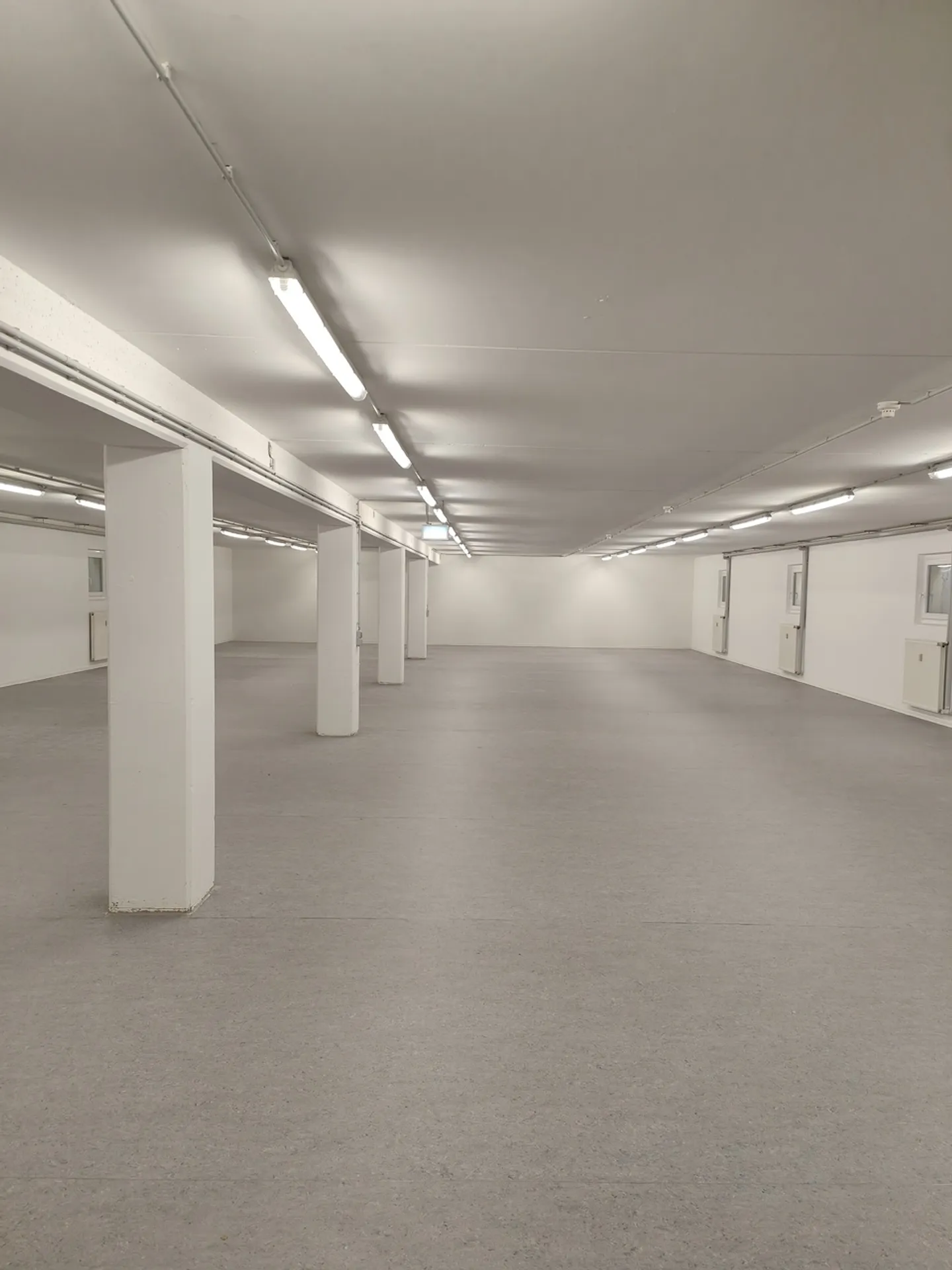 Espace de stockage de 384m2 Cologne - Colonia-Allee 13 - Photo 11 sur 13
