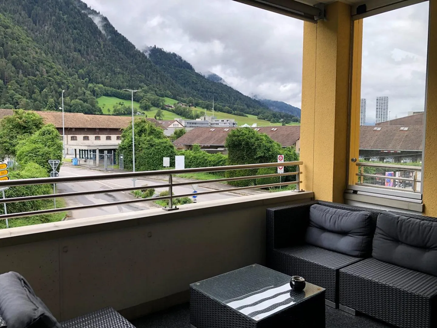 Appartamento centrale di 2,5 stanze con balcone - Foto 7 di 8