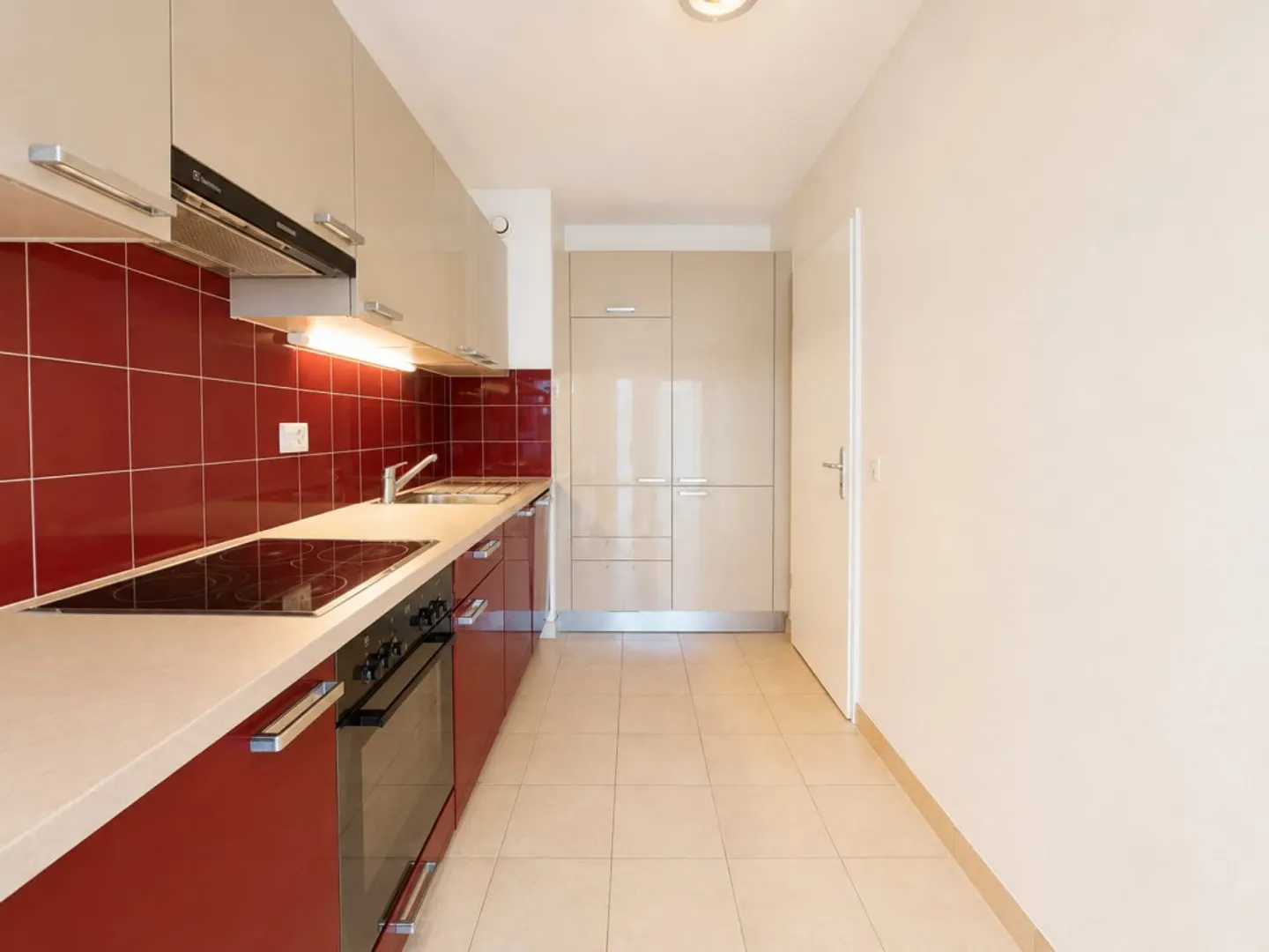 Ideales Minergie 5-Zimmer-Apartment mit Balkon in Châtelaine - Foto 3 von 11