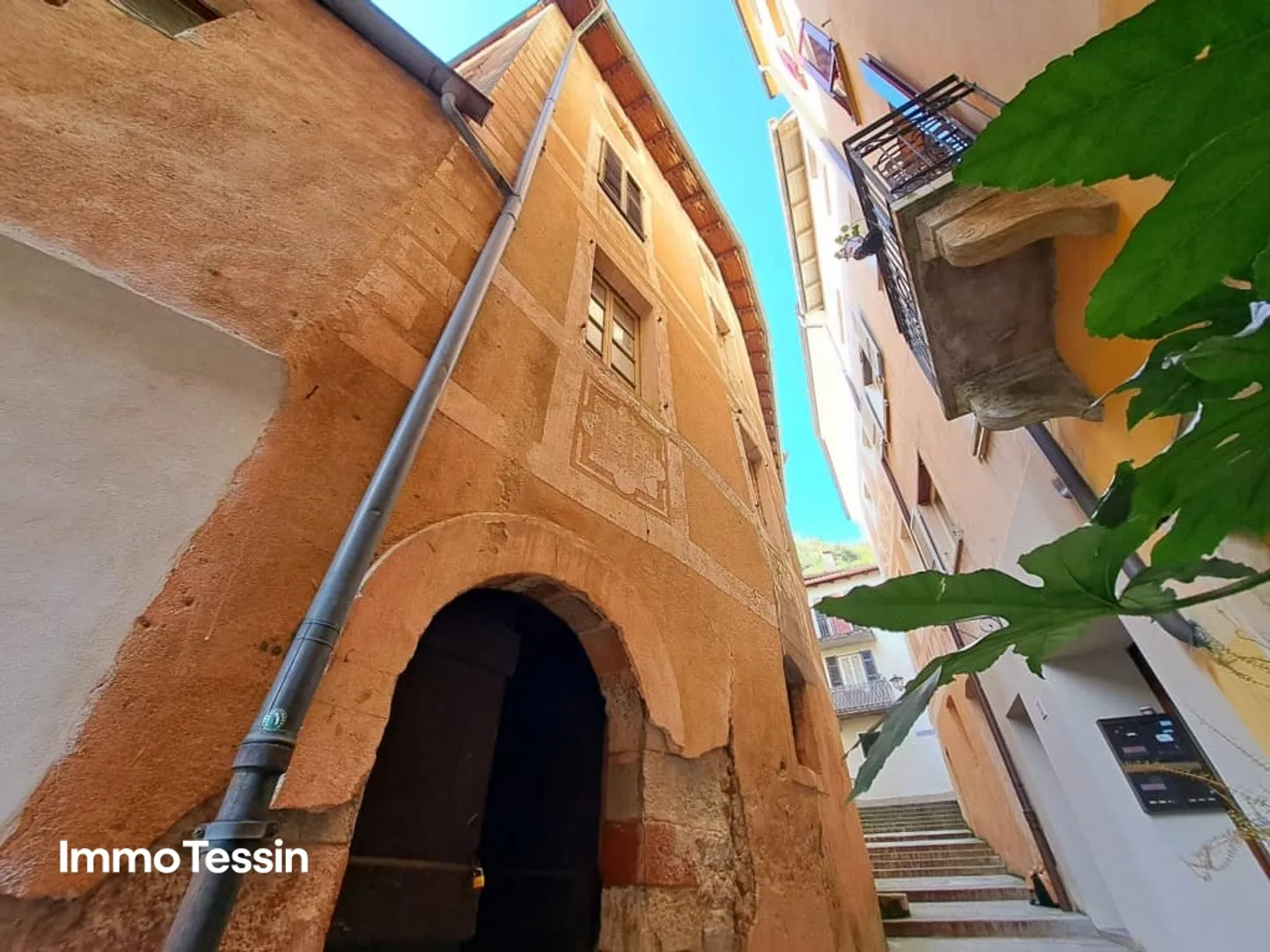 UNIQUE: Renovation project on the famous promenade of Morcote in the historic center - Photo 7 of 13