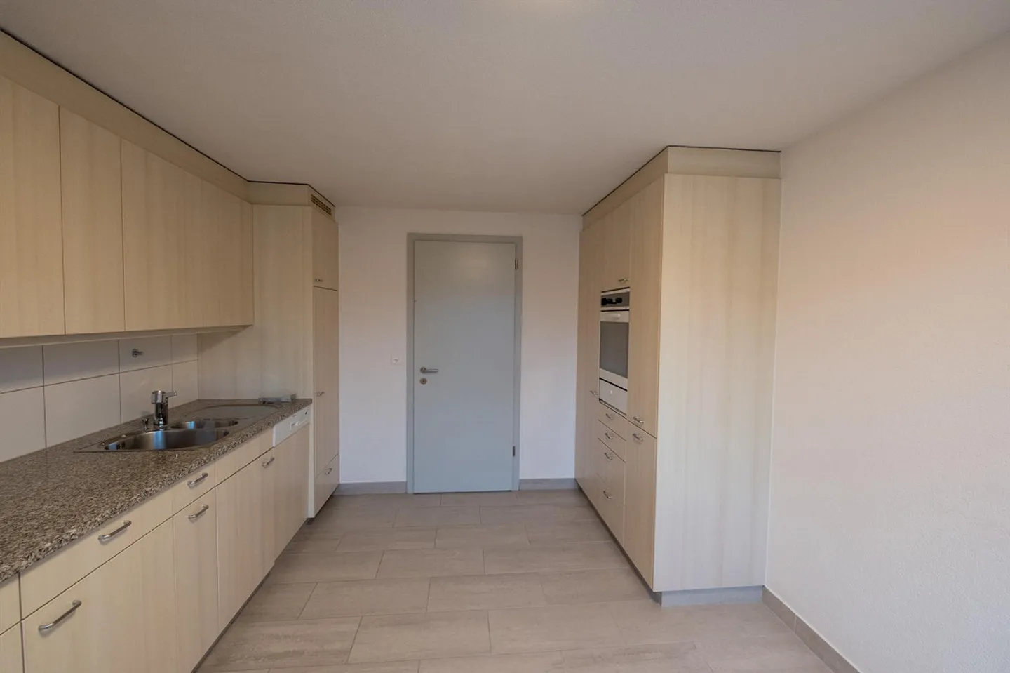 Appartement lumineux de 4,5 pièces avec balcon - Photo 6 sur 15