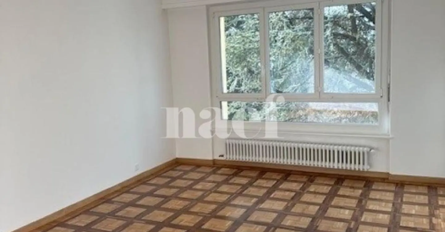Apartment - Photo 5 of 10