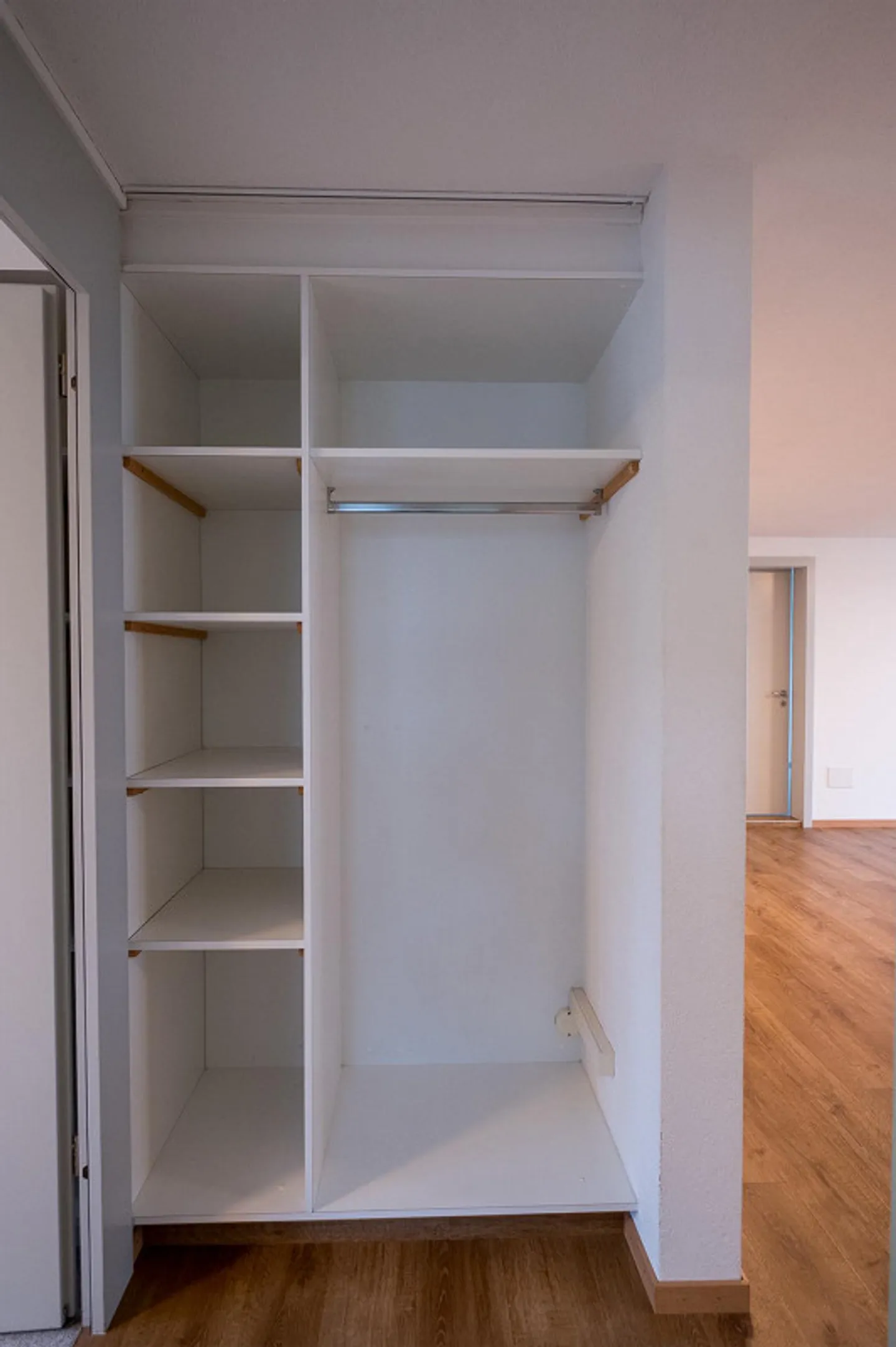 Appartement lumineux de 4,5 pièces avec balcon - Photo 7 sur 15