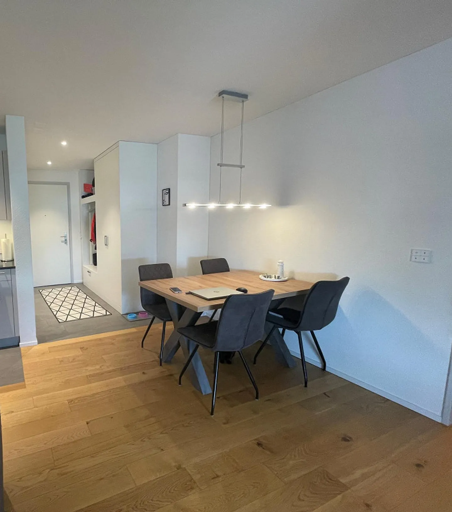 Appartamento moderno ed efficiente dal punto di vista energetico di 2,5 locali - Foto 2 di 8