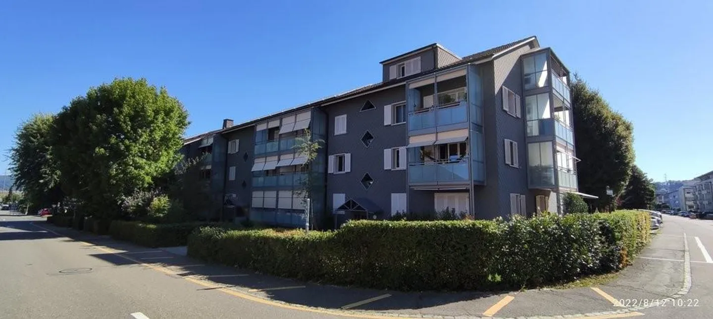 Renovierte Dachwohnung - Foto 1 von 11