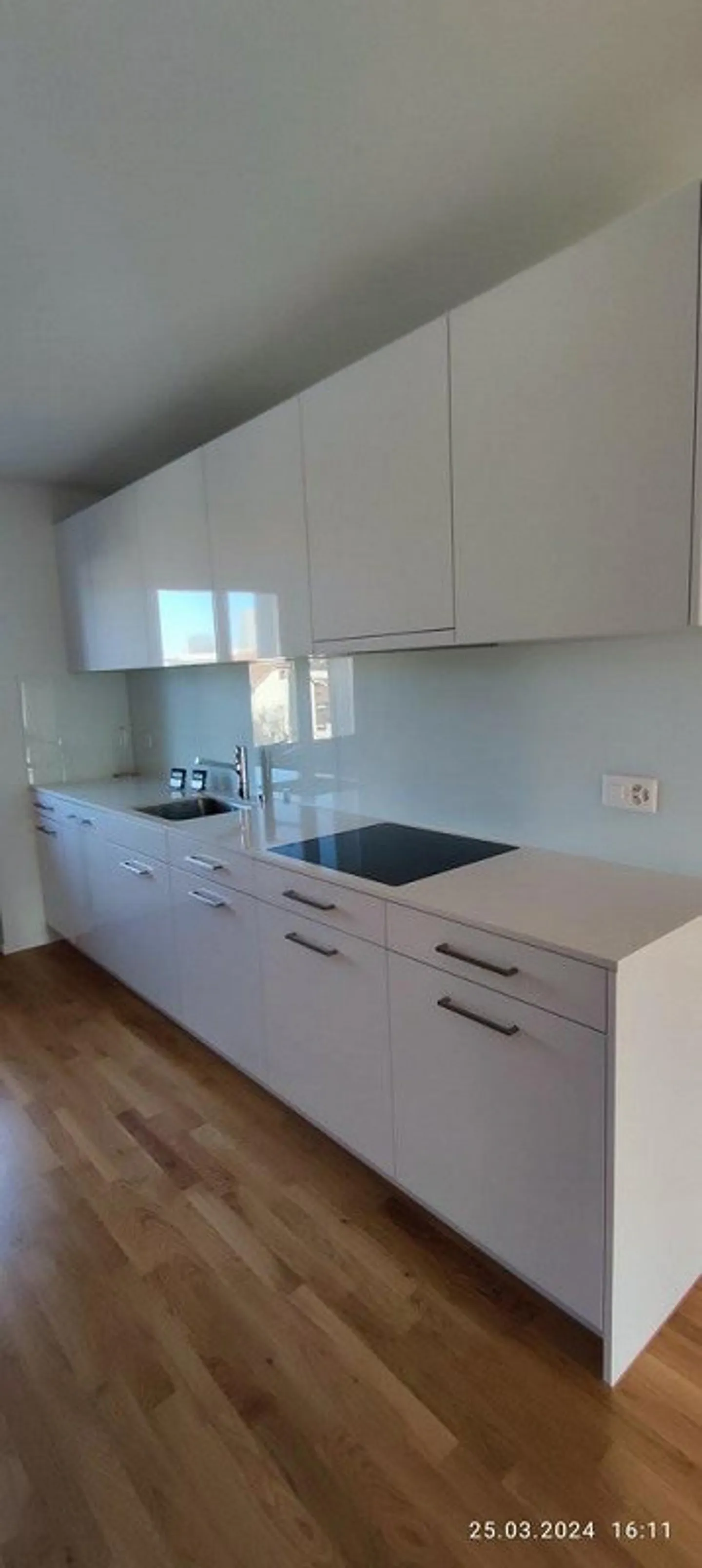 Renovierte Dachwohnung - Foto 3 von 11