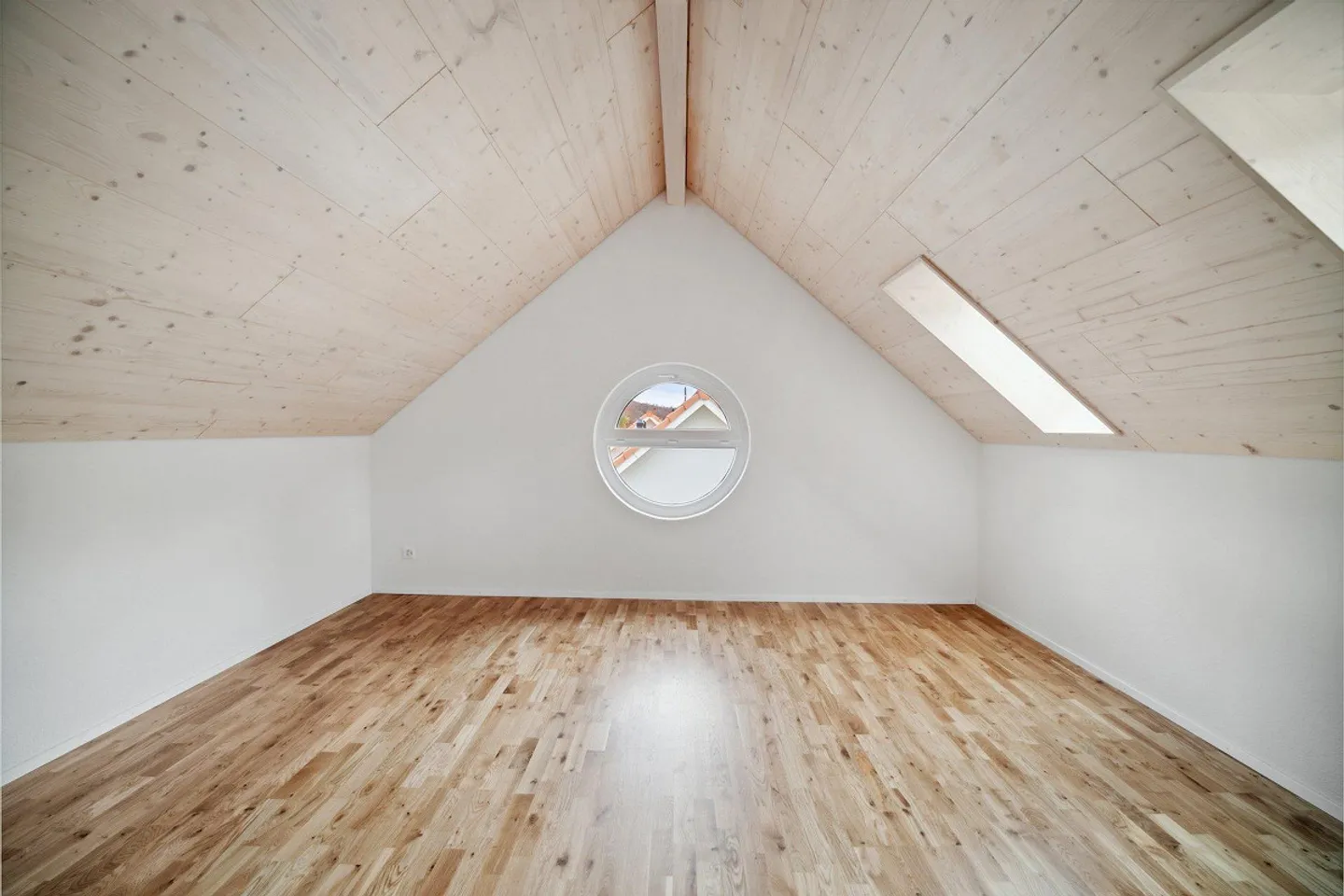 Appartamento duplex moderno di 4,5 locali - Foto 11 di 15