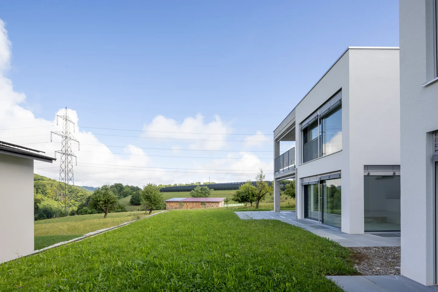 Nuova costruzione con molte possibilità di design in una posizione idilliaca e soleggiata - Foto 2 di 13