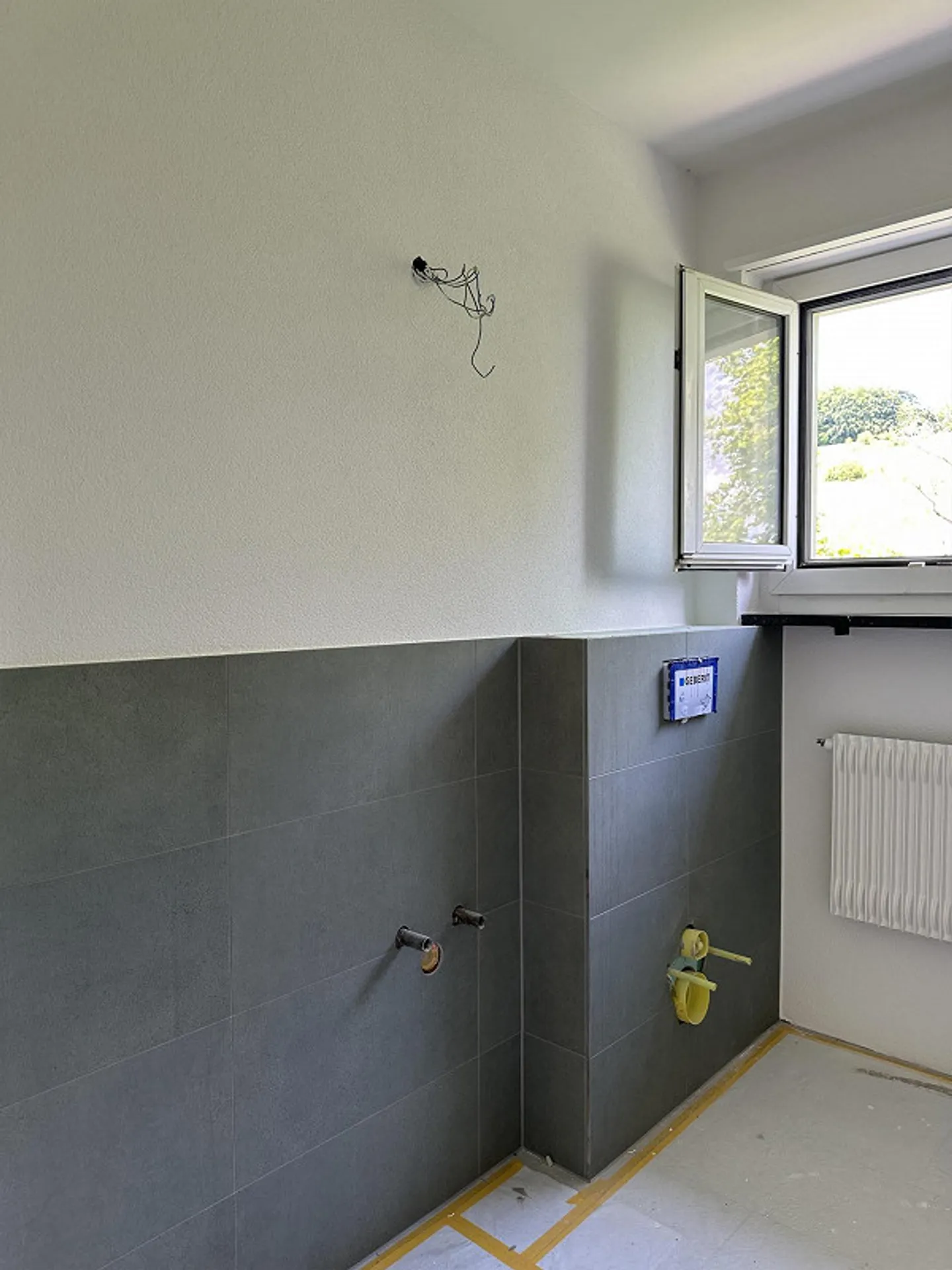 Bijou entièrement rénové à tomber amoureux – avec balcon et jardin - Photo 10 sur 26