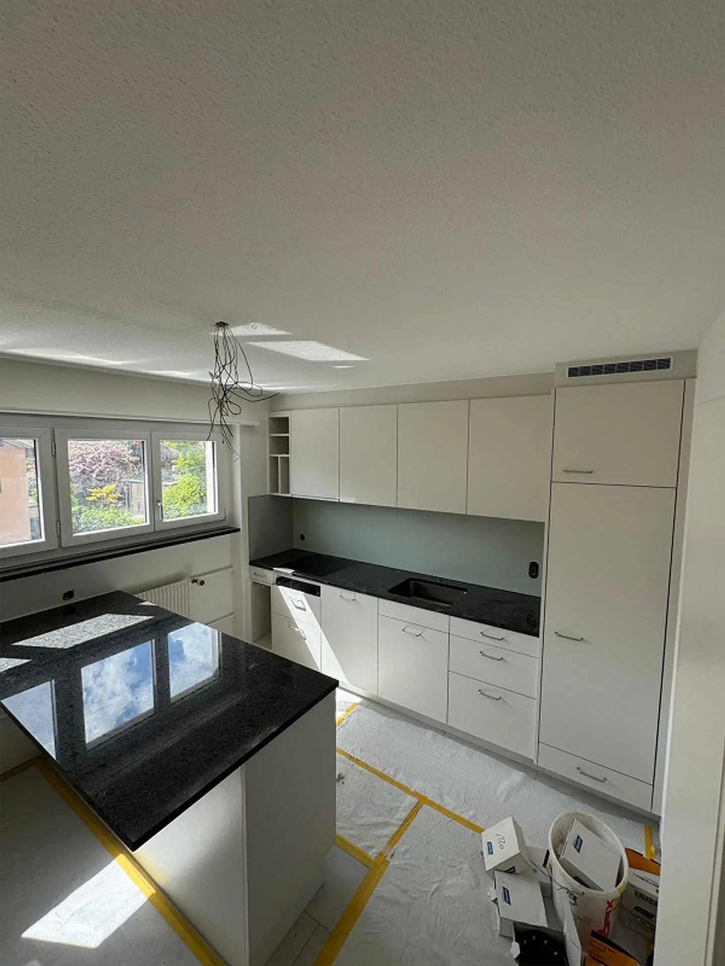 Bijou entièrement rénové à tomber amoureux – avec balcon et jardin - Photo 4 sur 26