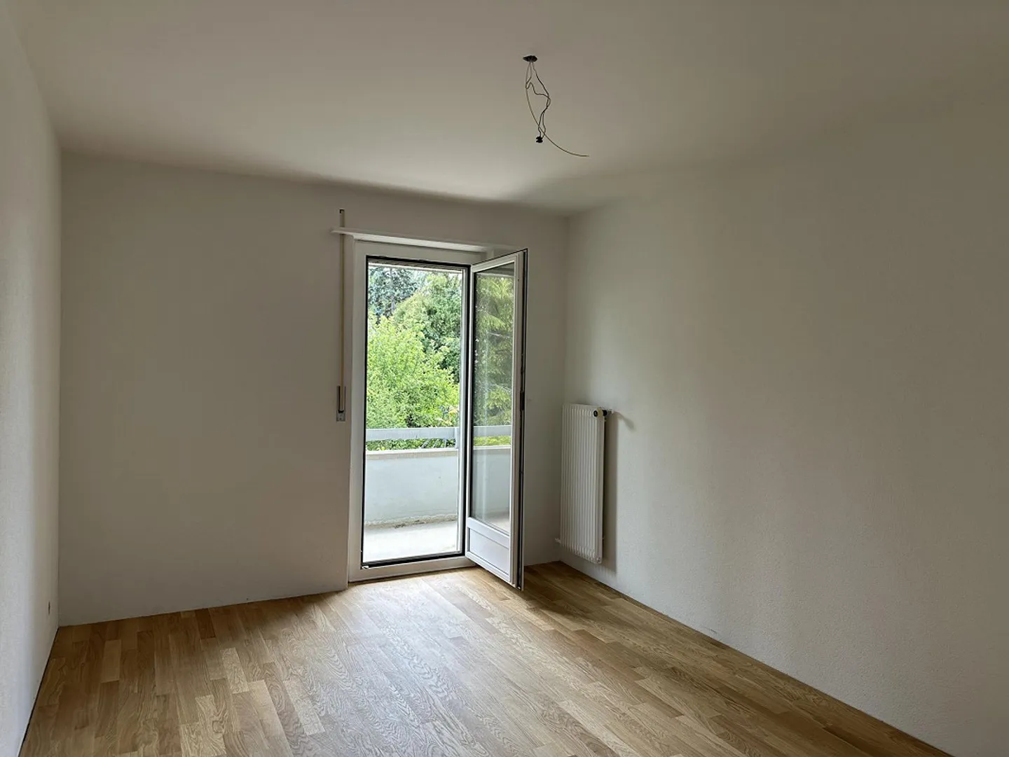 Bijou entièrement rénové à tomber amoureux – avec balcon et jardin - Photo 17 sur 26