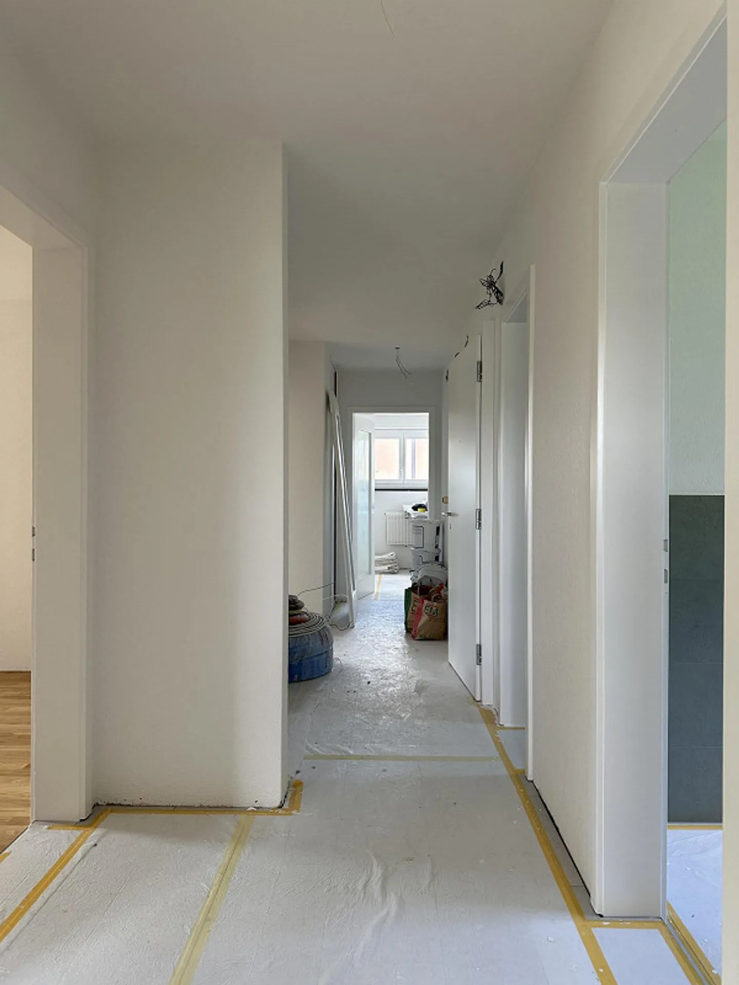 Bijou entièrement rénové à tomber amoureux – avec balcon et jardin - Photo 19 sur 26