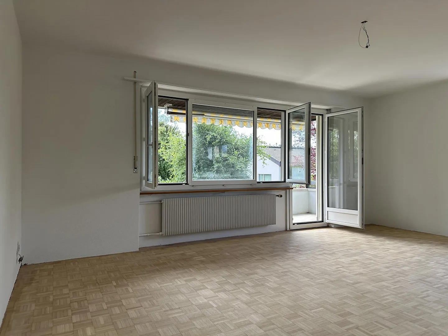 Bijou entièrement rénové à tomber amoureux – avec balcon et jardin - Photo 21 sur 26