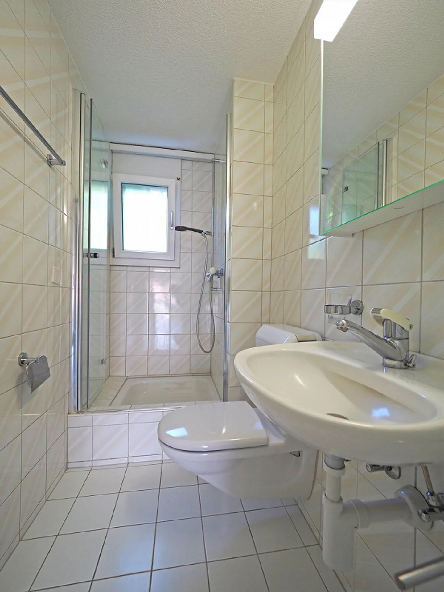 4.5 Zimmer Wohnung - Foto 8 von 10