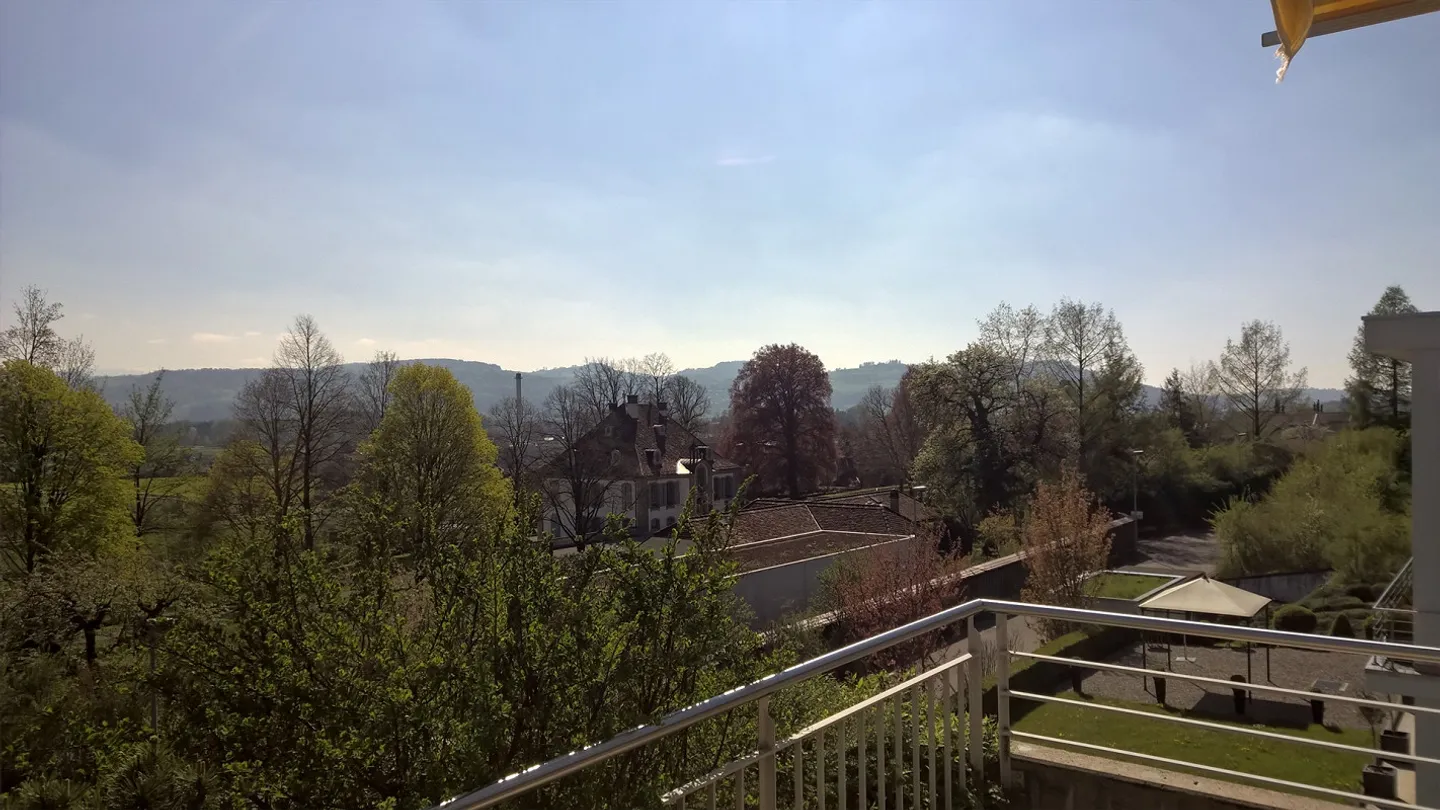 DIRECTAMENTE NELL'APPARTAMENTO CON L'ASCENSORE - Foto 4 di 9