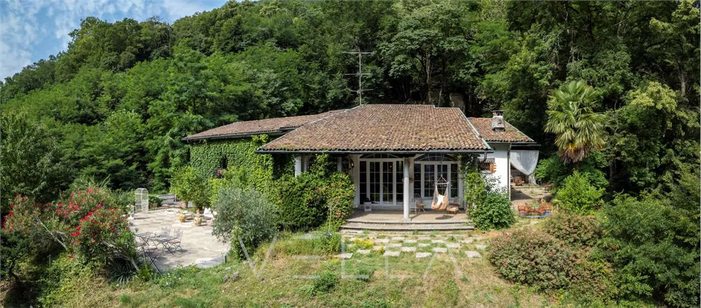 Un'oasi di charme con vista mozzafiato - Foto 9 di 10