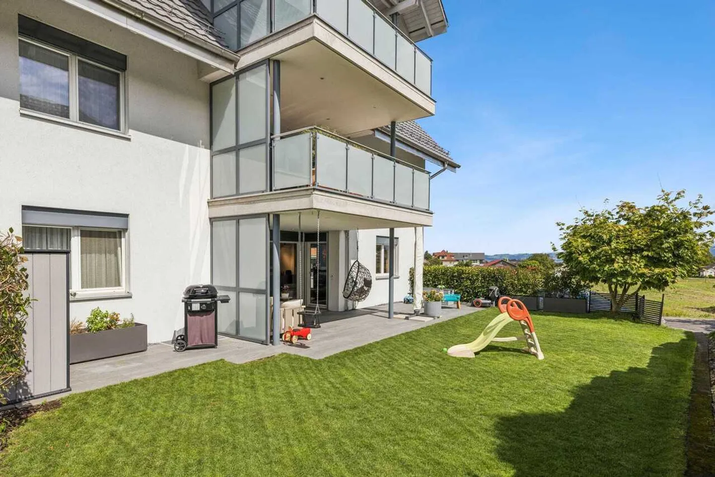 Grosszügige 5.5-Zimmer-Gartenwohnung in Abtwil – frisch renoviert und bezugsbereit - Foto 10 von 13