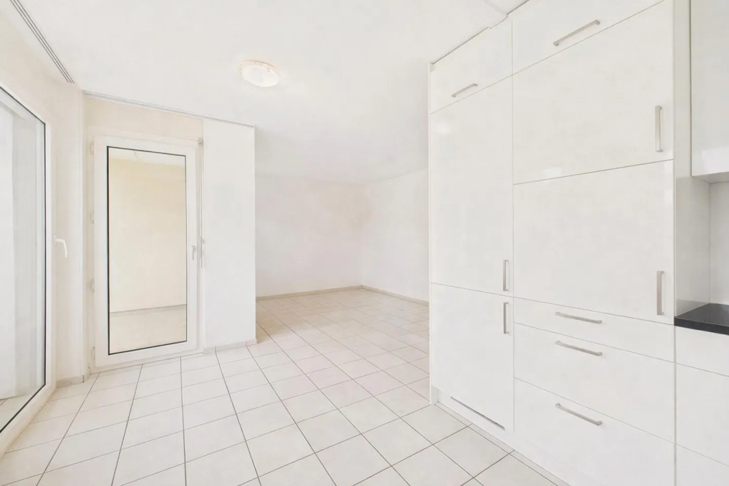 Moderne 3,5-Zimmer-Wohnung - Foto 2 von 10