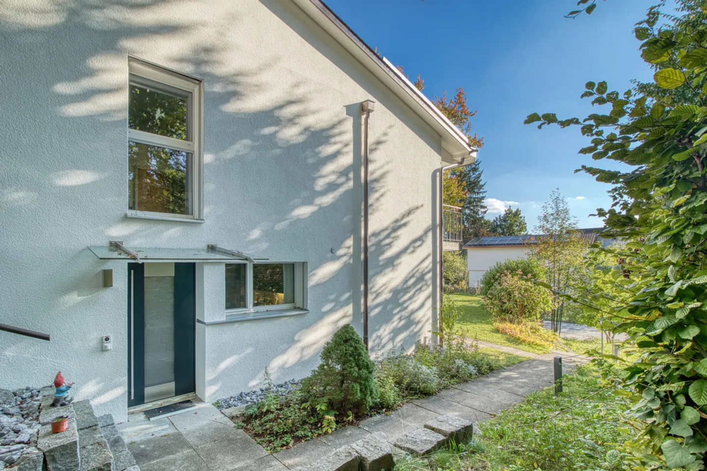 House with 6 rooms - Photo 7 of 8