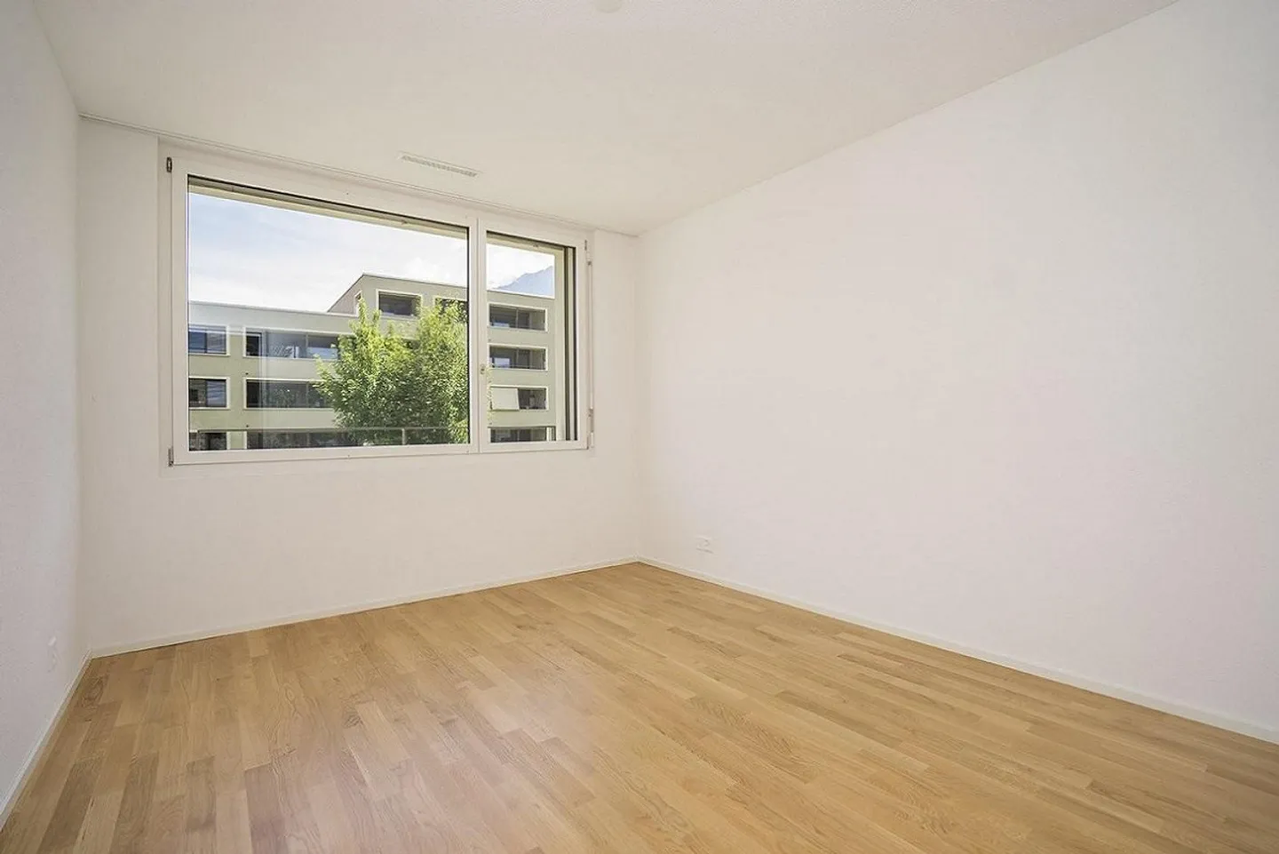 Spacious 4.5-room apartment for rent - Photo 5 of 9