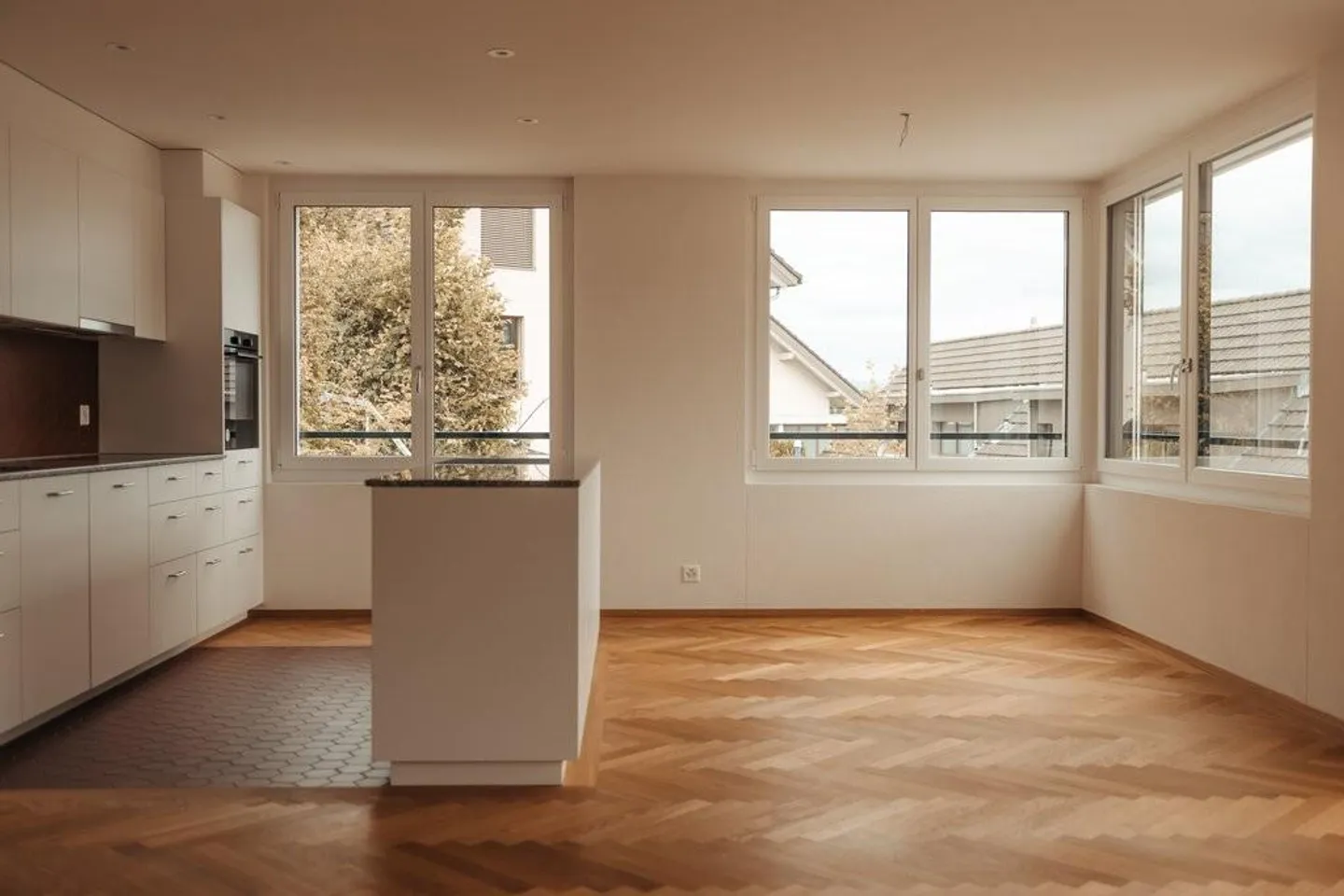 Beautiful Living in Riggisberg - Photo 2 of 11