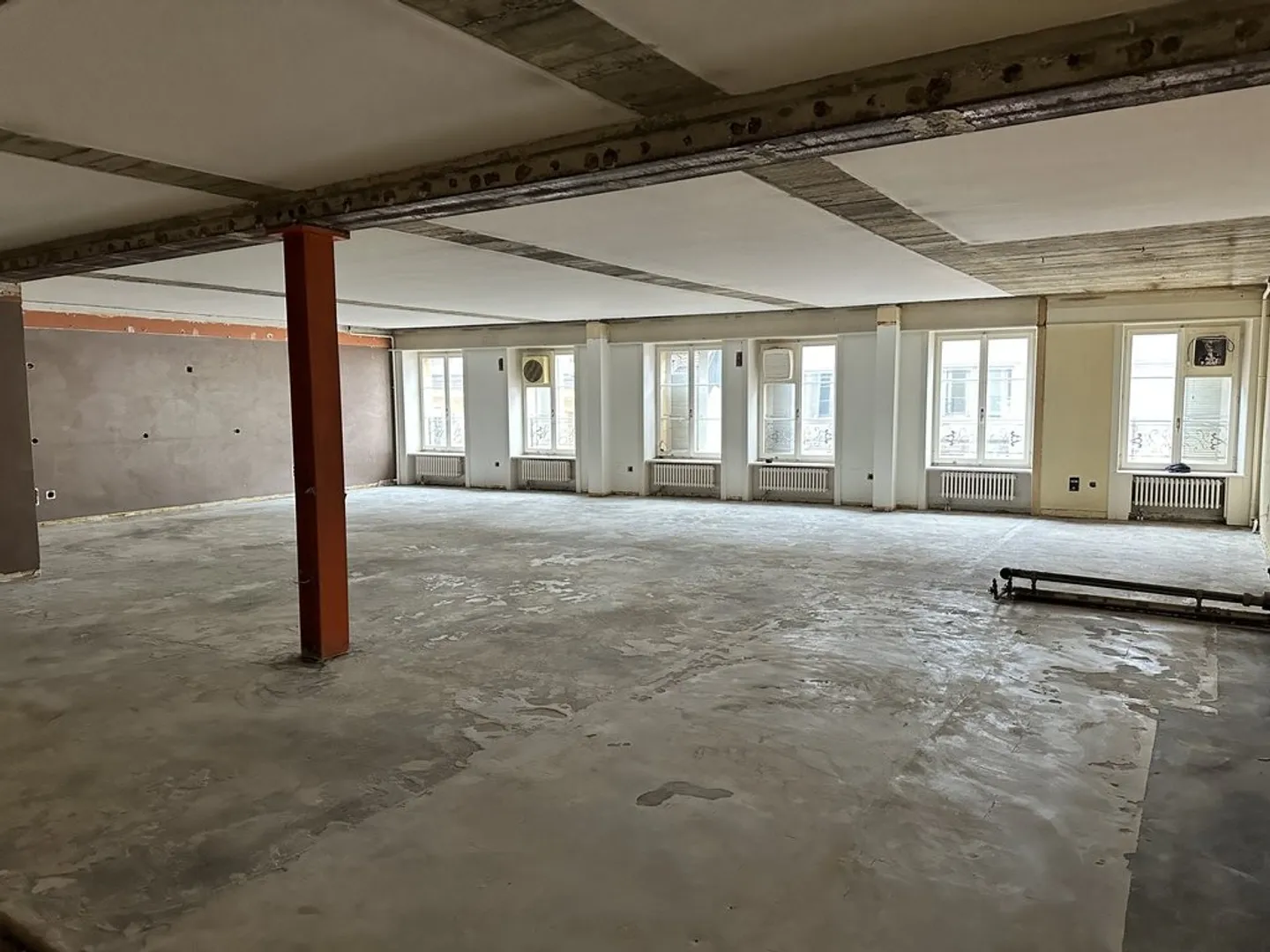 Commercial Space for Rent in the Center of Neuchâtel! - Photo 2 of 2