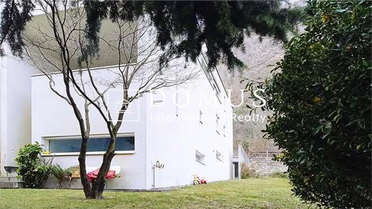 Villa in Giornico - Photo 1 of 13