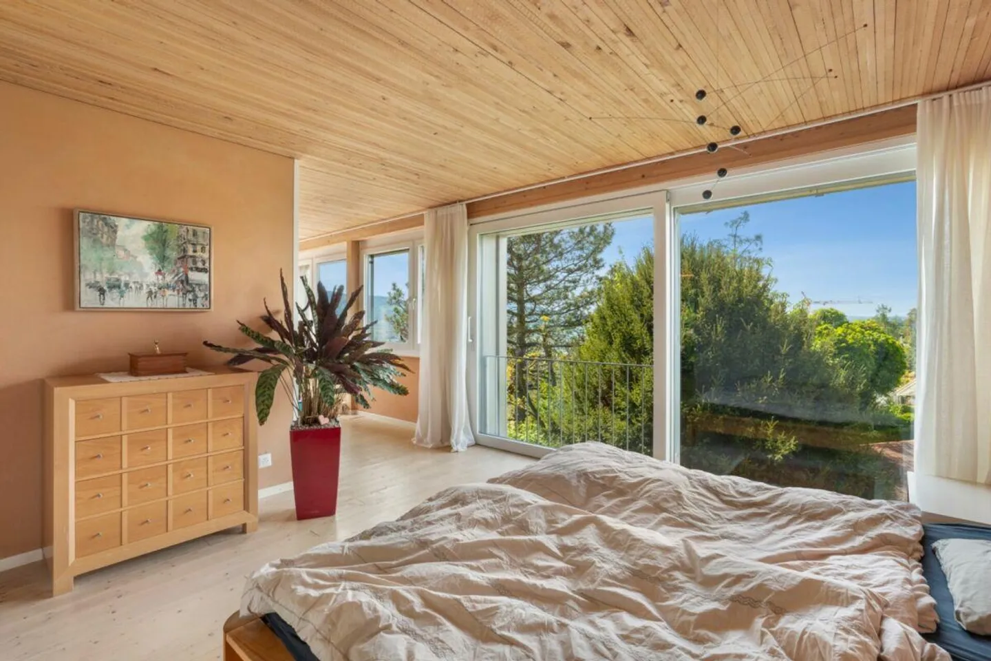 Sustainable Villa in Timber Construction with Best View Location - Photo 9 of 18