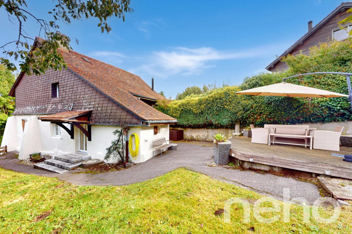 Haven of peace for this house with a large garden! - Photo 12 of 13