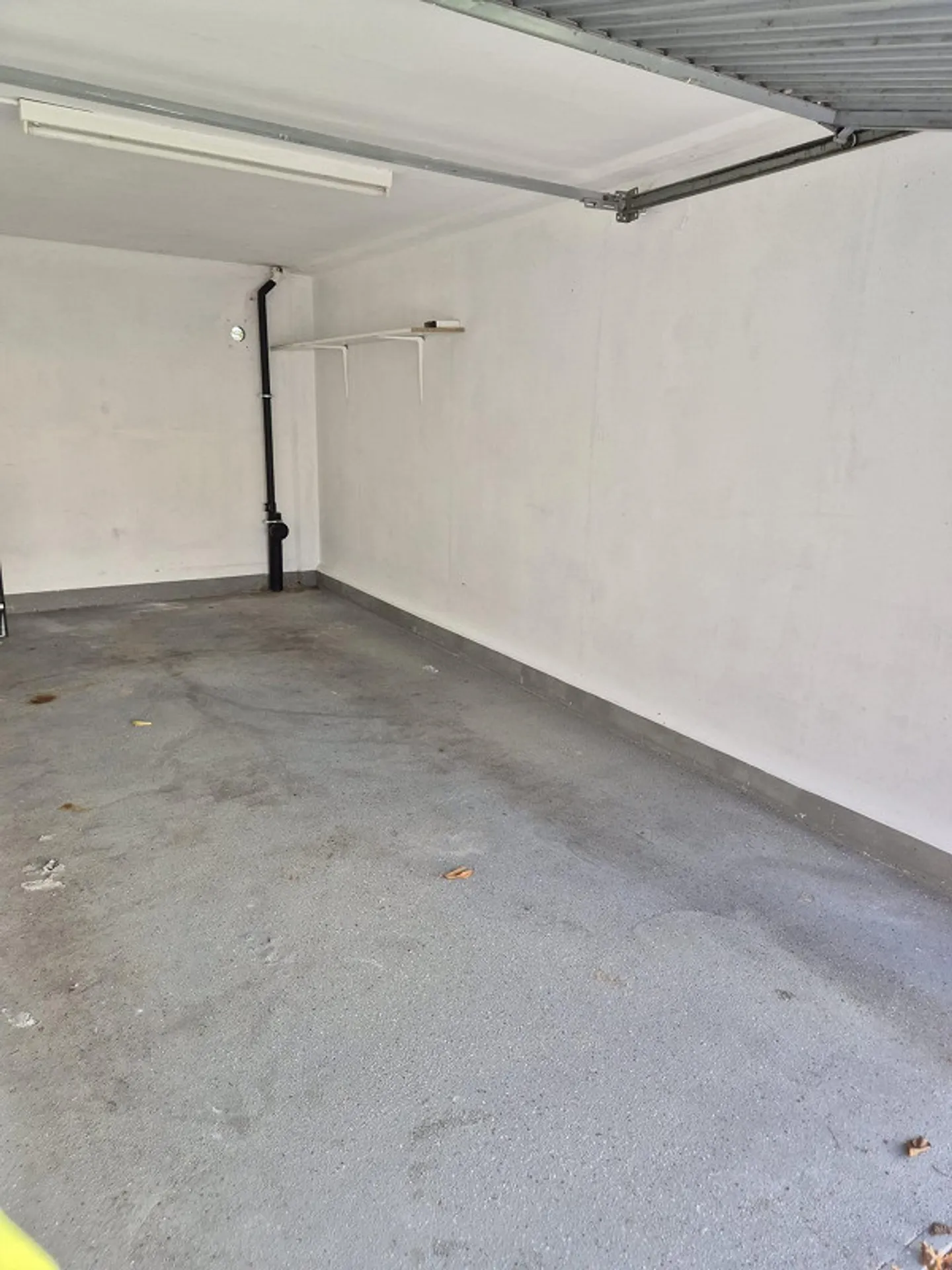 Appartamento attico ristrutturato di 4 stanze in quartiere familiare - Foto 17 di 18