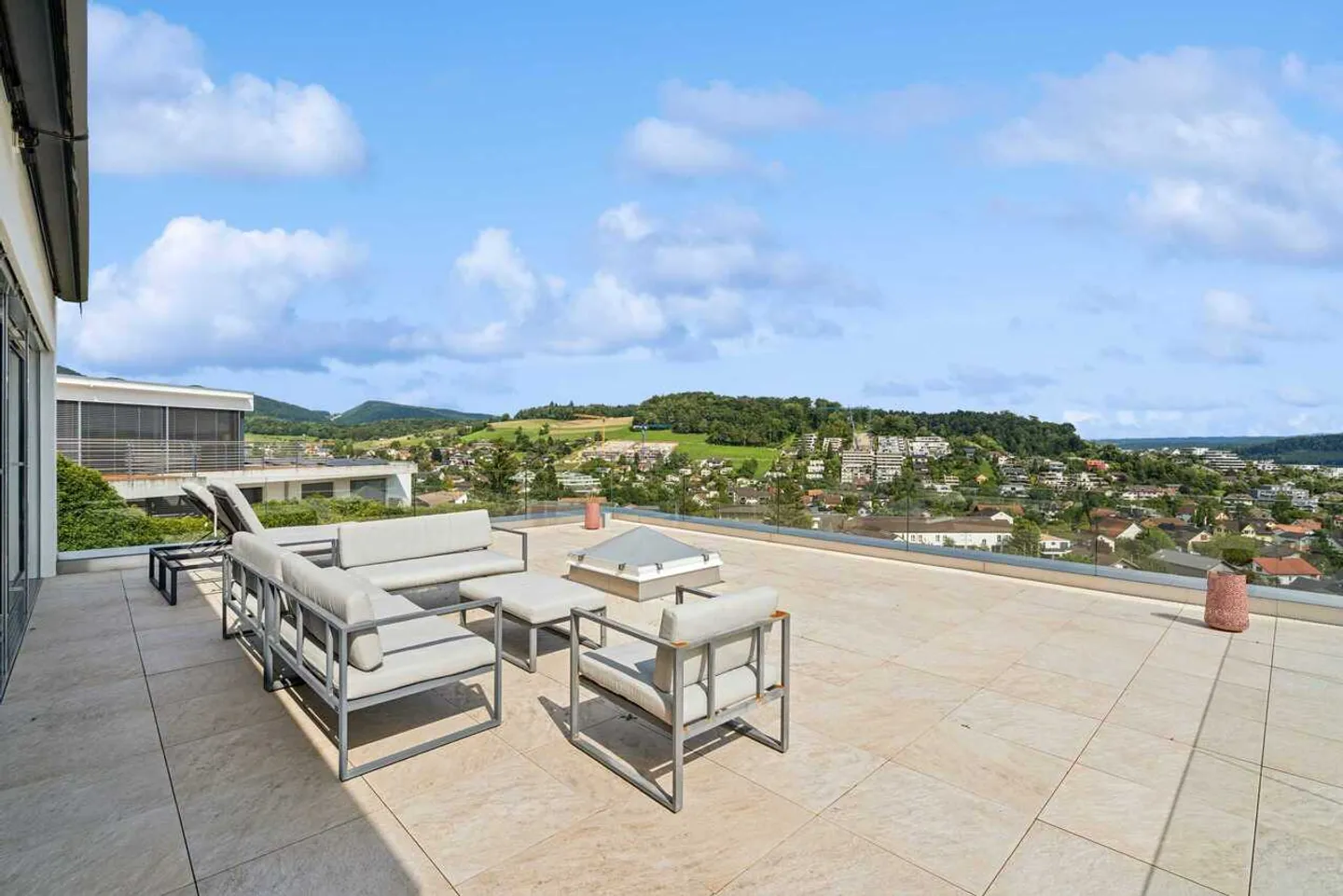 Single-family house with panoramic view, garden and dream terrace – Your new home awaits - Photo 6 of 13