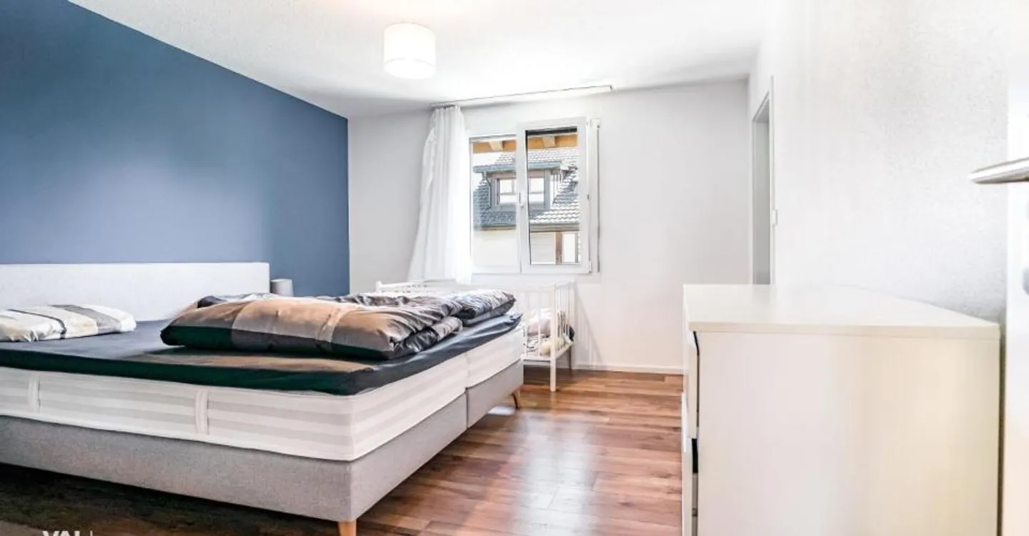 Exclusive 6.5-room terraced single-family house in Amriswil - Photo 6 of 10
