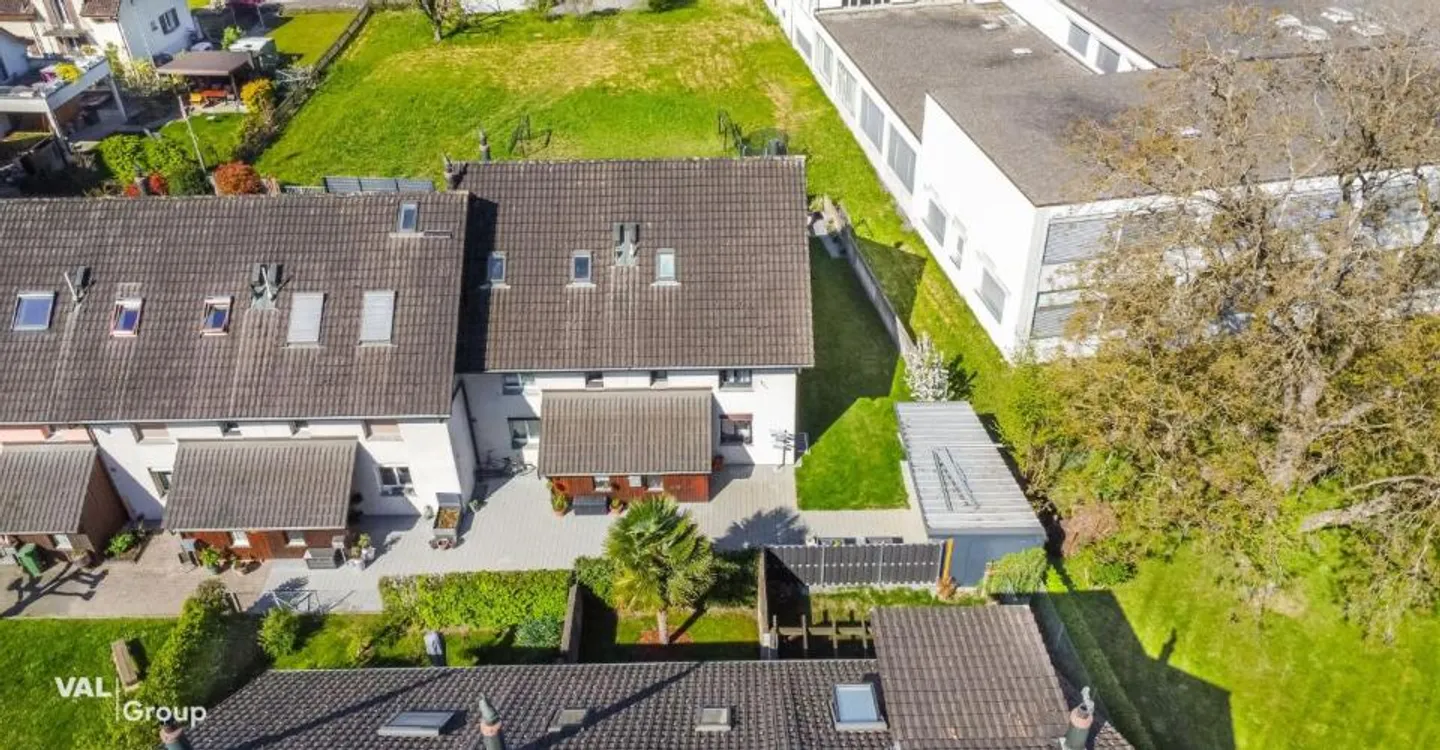 Exclusive 6.5-room terraced single-family house in Amriswil - Photo 10 of 10