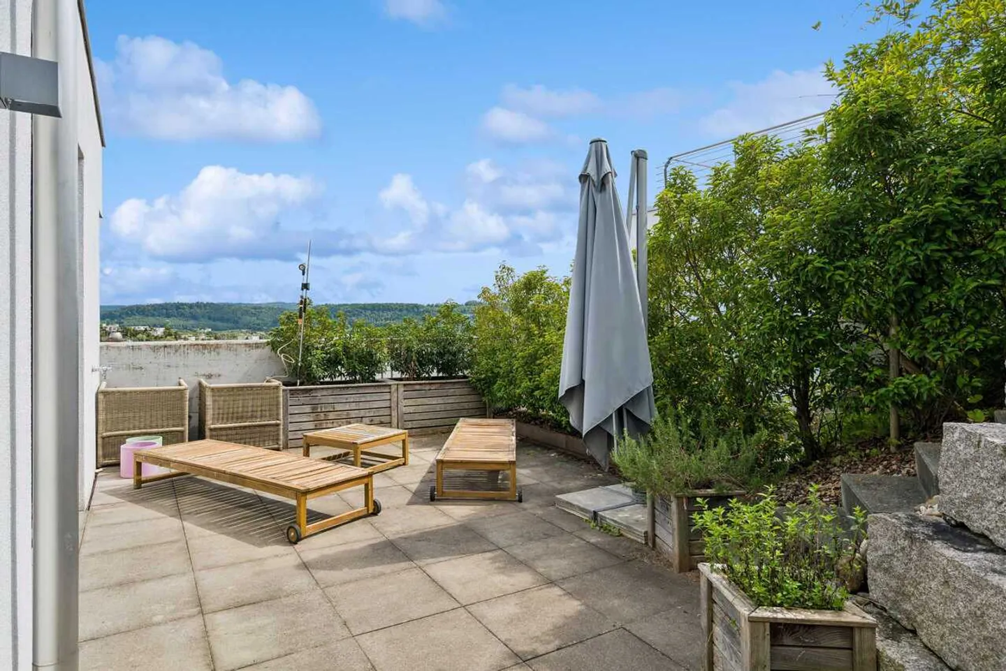 Single-family house with panoramic view, garden and dream terrace – Your new home awaits - Photo 12 of 13