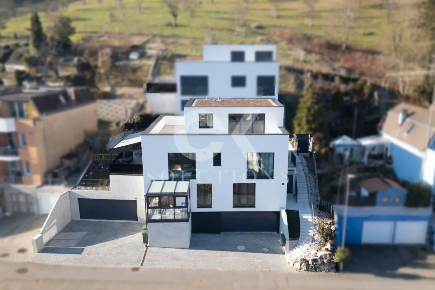 Ein Haus, viele Möglichkeiten - inklusive Einliegerwohnung! - Foto 1 von 13