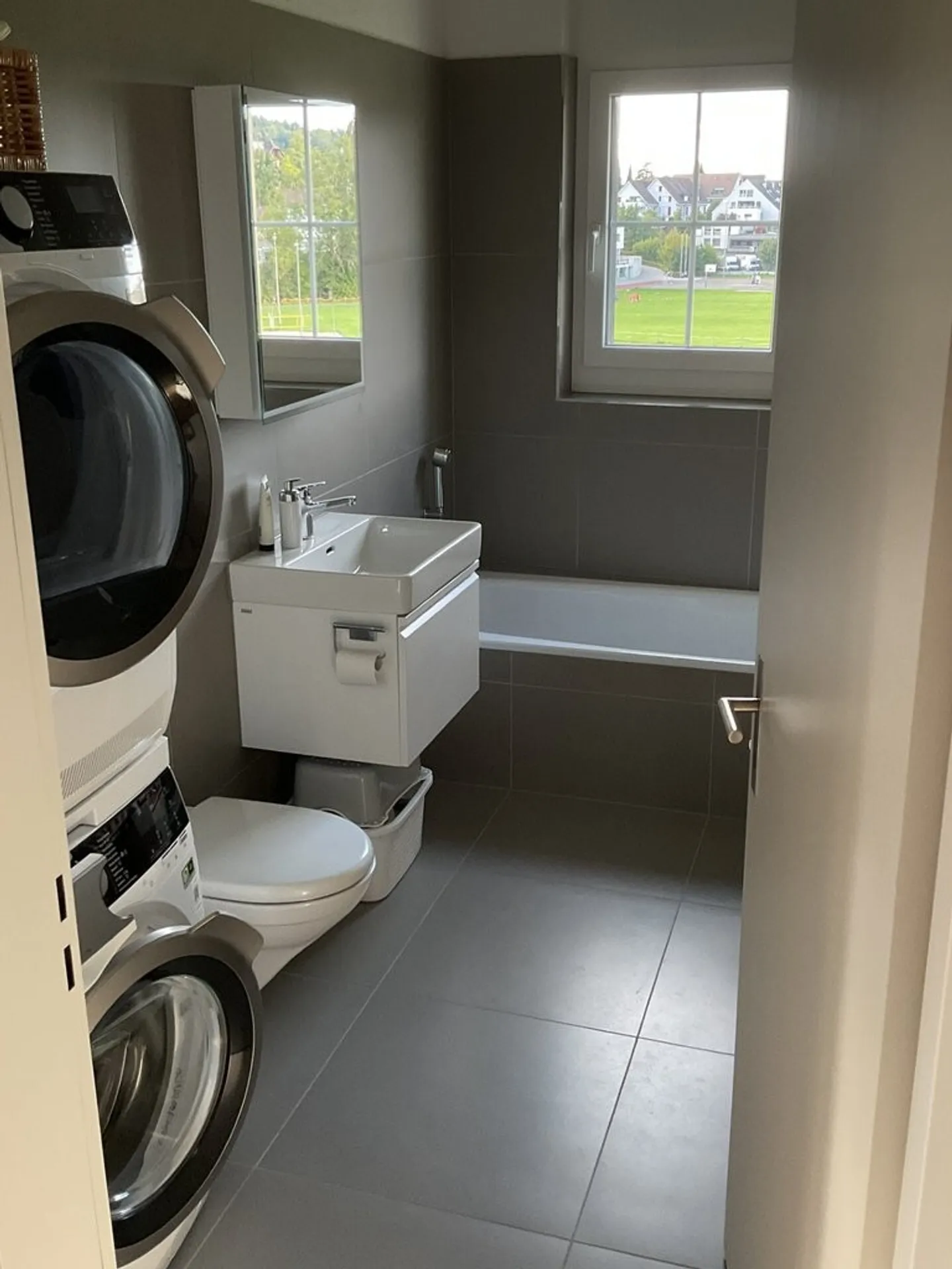 3.5 Zimmer-Wohnung in Obfelden mieten - Foto 2 von 8